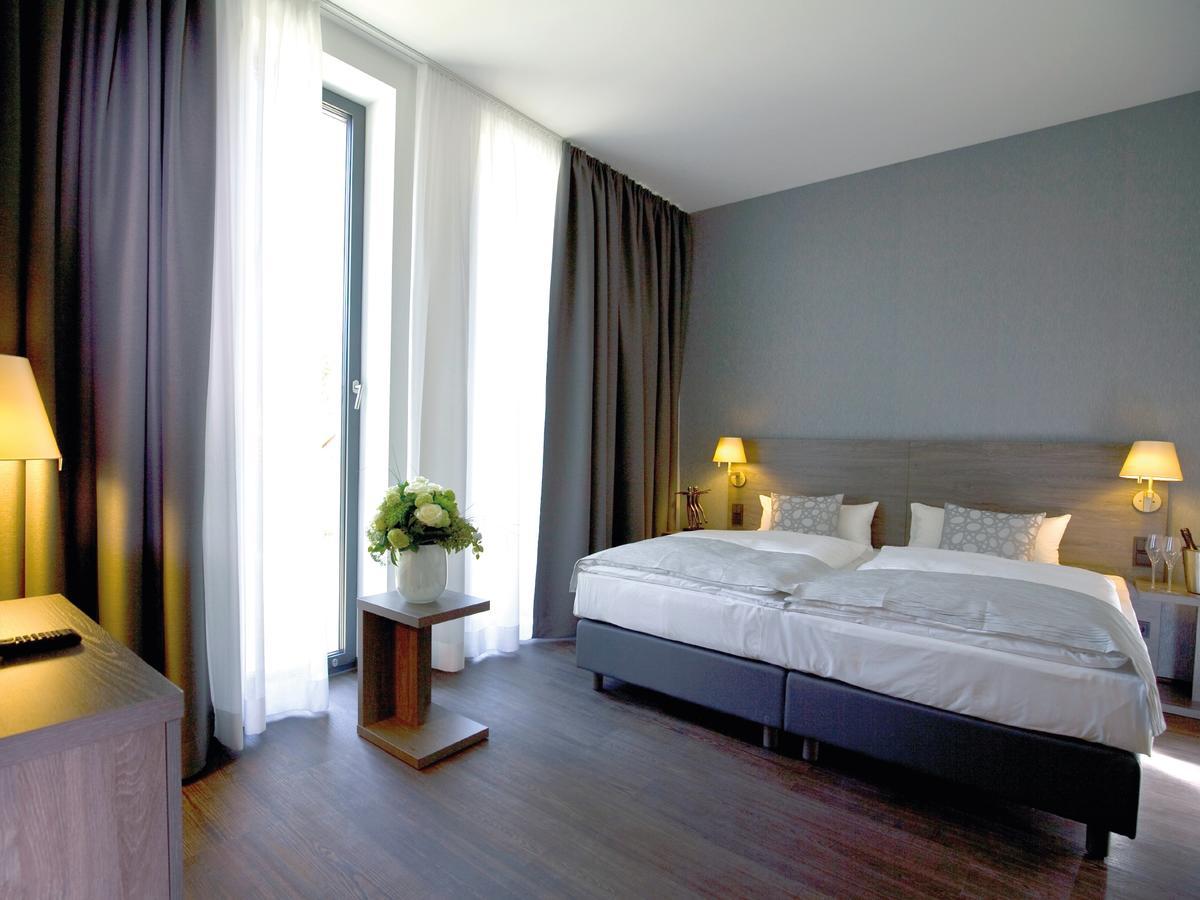 Hotel Eislinger Tor Eislingen/Fils Extérieur photo